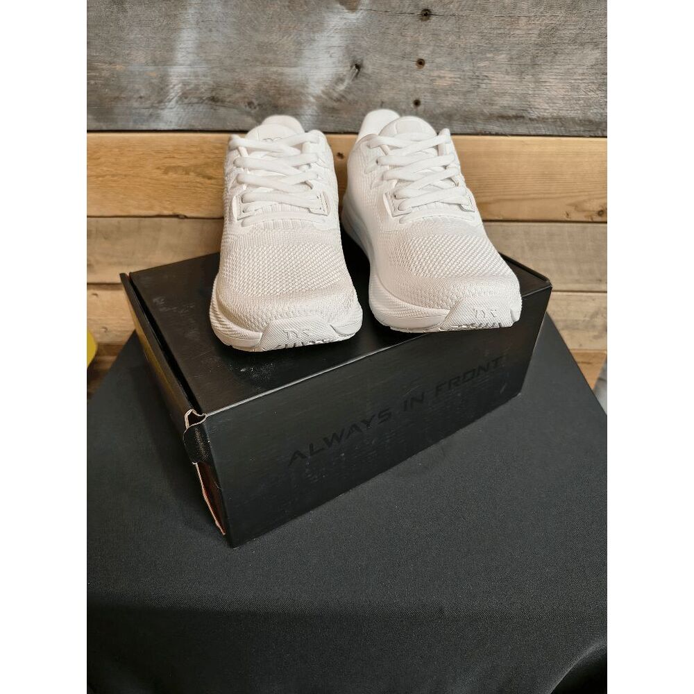 TYR Techknit RNR-1 Trainer Running Shoes White Men’s 5 / Women’s 6.5 NIB